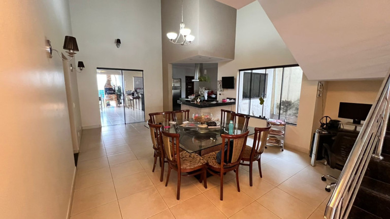 Imagem Sobrado com 4 Quartos à Venda, 314 m² em Vila Rosa - Goiânia