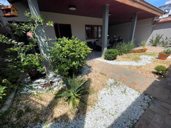 Imagem Casa com 4 Quartos à Venda, 204 m² em Barra Da Lagoa - Ubatuba
