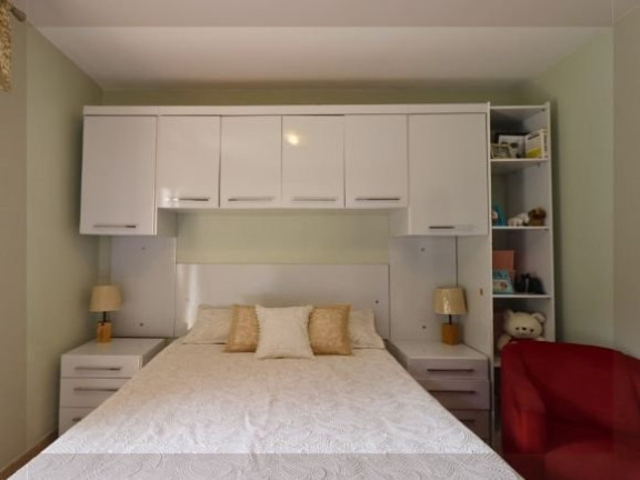 Imagem Casa com 4 Quartos à Venda, 240 m² em Parque Continental Ii - Guarulhos