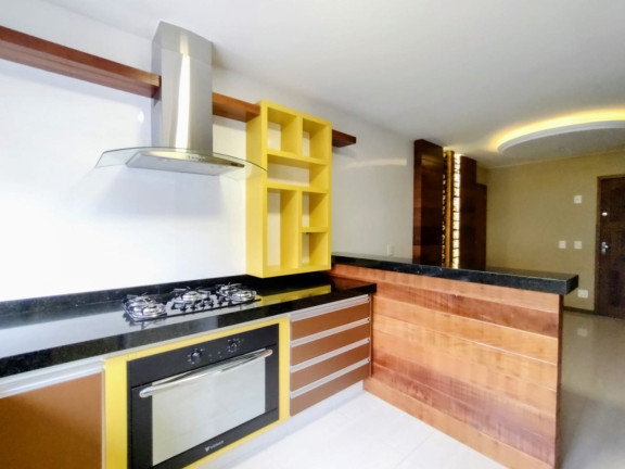 Imagem Imóvel com 3 Quartos à Venda, 153 m² em Alto - Teresópolis Imagem Imóvel com 3 Quartos à Venda, 153 m² em Alto - Teresópolis