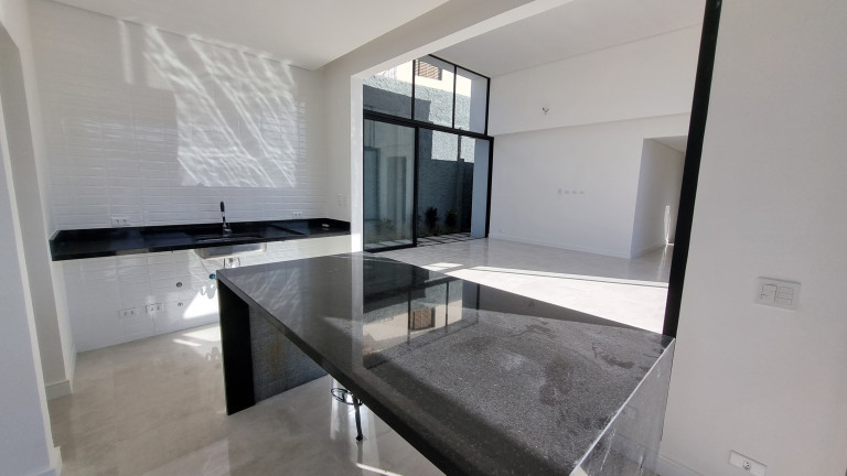 Imagem Casa com 3 Quartos à Venda, 235 m² em Jardim Paulista - Atibaia Imagem Casa com 3 Quartos à Venda, 235 m² em Jardim Paulista - Atibaia