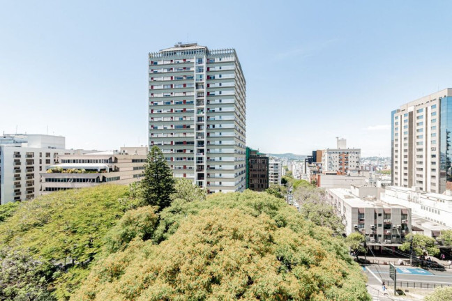 Imagem Apartamento com 3 Quartos à Venda, 185 m² em Moinhos De Vento - Porto Alegre