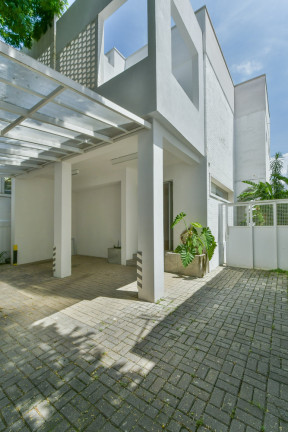 Sobrado com 4 Quartos à Venda, 345 m² em água Branca - São Paulo