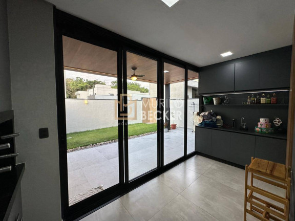 Imagem Casa com 4 Quartos à Venda, 212 m² em Centro - Jacareí Imagem Casa com 4 Quartos à Venda, 212 m² em Centro - Jacareí