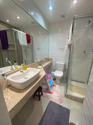 Imagem Cobertura com 3 Quartos à Venda, 220 m² em Lagoa - Rio De Janeiro Imagem Cobertura com 3 Quartos à Venda, 220 m² em Lagoa - Rio De Janeiro