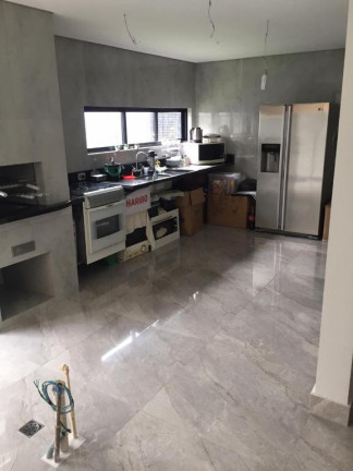 Imagem Casa com 4 Quartos à Venda, 300 m² em Bairro Alto - Curitiba Imagem Casa com 4 Quartos à Venda, 300 m² em Bairro Alto - Curitiba
