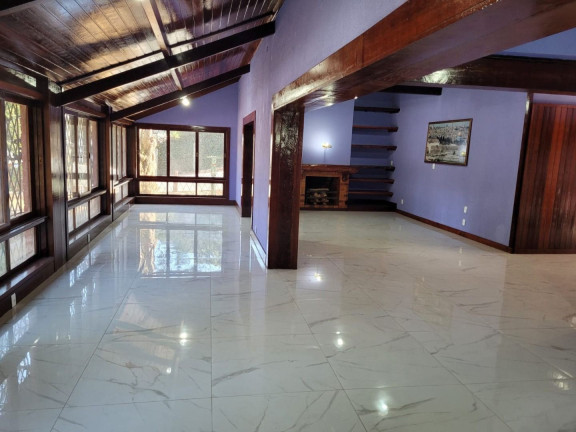 Imagem Casa com 4 Quartos à Venda, 1.600 m² em Albuquerque - Teresópolis Imagem Casa com 4 Quartos à Venda, 1.600 m² em Albuquerque - Teresópolis