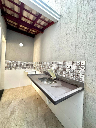 Imagem Casa com 2 Quartos à Venda, 63 m² em Canto Do Forte - Praia Grande