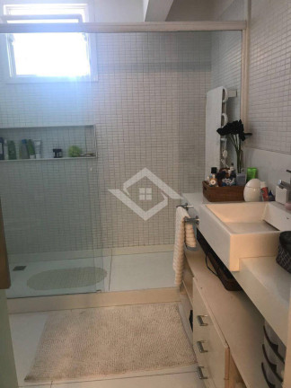 Imagem Apartamento com 4 Quartos à Venda, 304 m² em Copacabana - Rio De Janeiro Imagem Apartamento com 4 Quartos à Venda, 304 m² em Copacabana - Rio De Janeiro