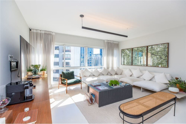 Imagem Apartamento com 2 Quartos à Venda, 117 m² em Itaim Bibi - São Paulo