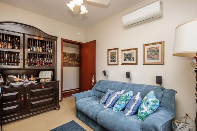 Imagem Imóvel com 3 Quartos à Venda, 109 m² em Auxiliadora - Porto Alegre