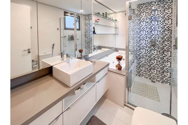 Imagem Apartamento com 3 Quartos à Venda, 166 m² em Centro - Canoas Imagem Apartamento com 3 Quartos à Venda, 166 m² em Centro - Canoas