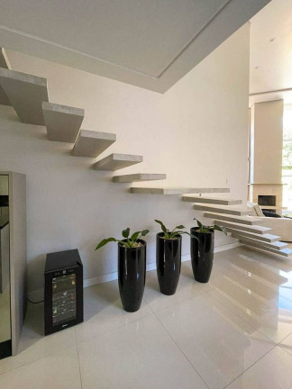 Imagem Casa com 3 Quartos à Venda, 312 m² em Czerniewicz - Jaraguá Do Sul Imagem Casa com 3 Quartos à Venda, 312 m² em Czerniewicz - Jaraguá Do Sul
