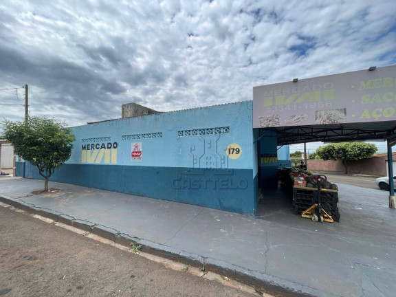 Edifício Residencial à Venda, 319 m² em Conjunto Habitacional Aníbal De Siqueira Cabral - Londrina
