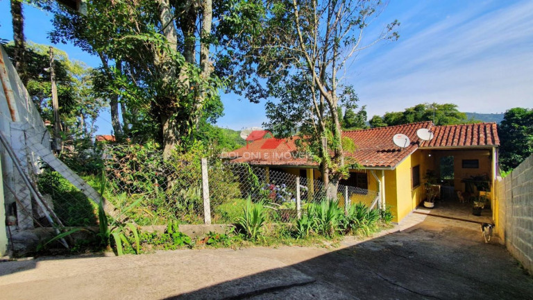 Imagem Chácara com 2 Quartos à Venda, 1.250 m² em Batatuba - Piracaia Imagem Chácara com 2 Quartos à Venda, 1.250 m² em Batatuba - Piracaia