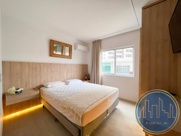Imagem Apartamento com 4 Quartos para Temporada, em Centro - Balneário Camboriú Imagem Apartamento com 4 Quartos para Temporada, em Centro - Balneário Camboriú