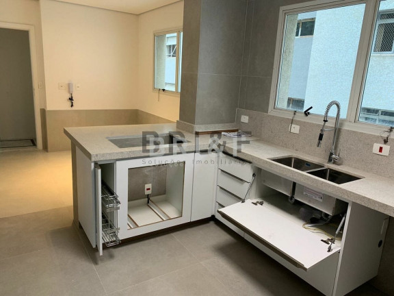 Imagem Apartamento com 3 Quartos à Venda, 223 m² em Vila Uberabinha - São Paulo