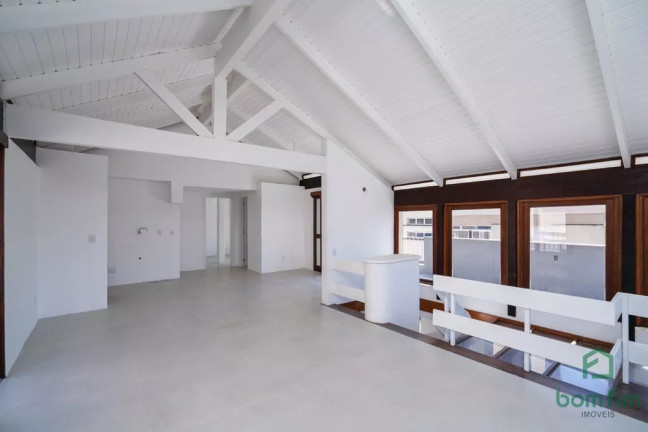Imagem Cobertura com 3 Quartos à Venda, 244 m² em Auxiliadora - Porto Alegre Imagem Cobertura com 3 Quartos à Venda, 244 m² em Auxiliadora - Porto Alegre