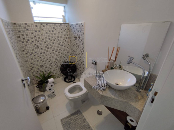 Imagem Casa com 3 Quartos à Venda, 270 m² em Centro - Botucatu