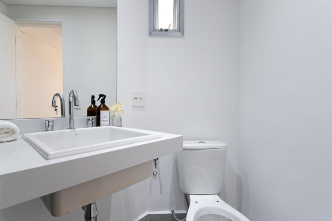 Imagem Imóvel com 2 Quartos à Venda, 56 m² em Vila Madalena - São Paulo Imagem Imóvel com 2 Quartos à Venda, 56 m² em Vila Madalena - São Paulo