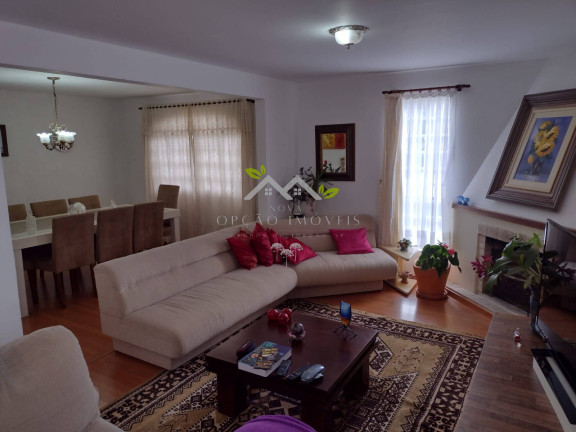 Imagem Casa com 4 Quartos à Venda, 250 m² em Vila Nova Suíça - Campos Do Jordão Imagem Casa com 4 Quartos à Venda, 250 m² em Vila Nova Suíça - Campos Do Jordão