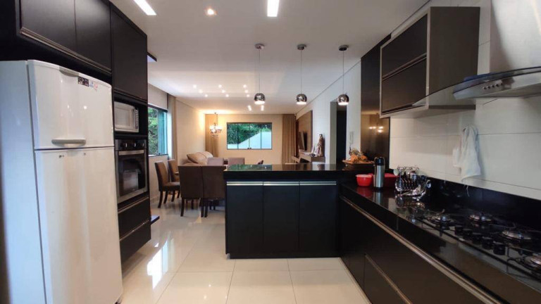 Imagem Casa com 4 Quartos à Venda, 360 m² em Três Poderes - Igarapé Imagem Casa com 4 Quartos à Venda, 360 m² em Três Poderes - Igarapé