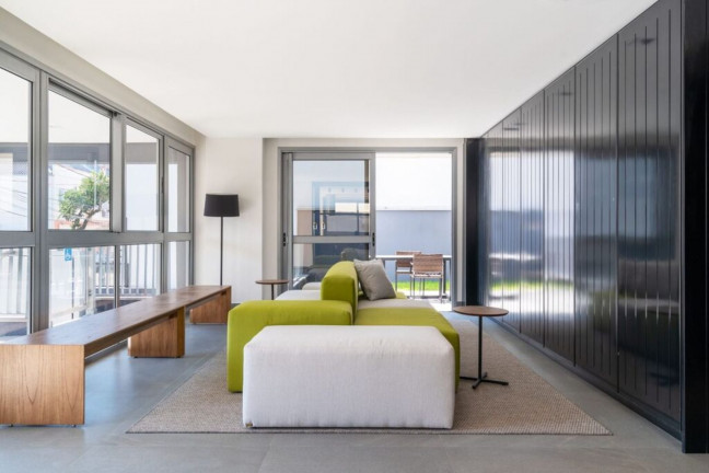 Imagem Imóvel com 2 Quartos à Venda, 63 m² em Menino Deus - Porto Alegre