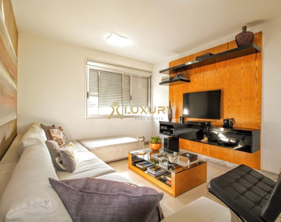 Imagem Imóvel com 4 Quartos à Venda, 208 m² em Coração De Jesus - Belo Horizonte