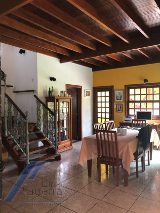 Imagem Casa com 4 Quartos à Venda, 320 m² em Jardim Samambaia - Ubatuba Imagem Casa com 4 Quartos à Venda, 320 m² em Jardim Samambaia - Ubatuba
