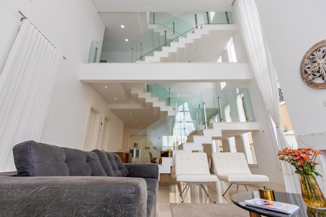 Imagem Casa de Condomínio com 5 Quartos à Venda, 346 m² em Santa Felicidade - Curitiba
