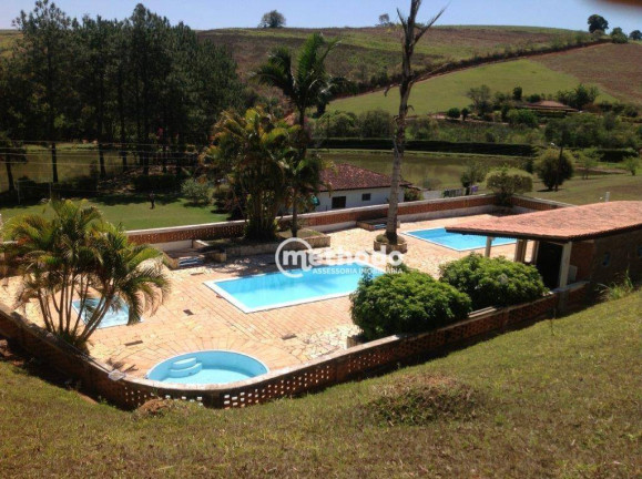 Fazenda à Venda, 420 m² em Santana - Bragança Paulista