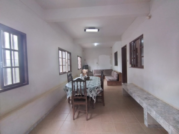 Imagem Casa com 6 Quartos à Venda, 196 m² em Setiba - Guarapari Imagem Casa com 6 Quartos à Venda, 196 m² em Setiba - Guarapari