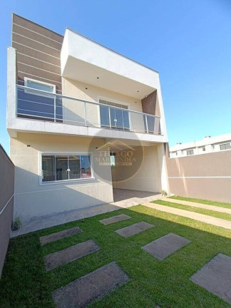Sobrado com 3 Quartos à Venda, 160 m² em Balneário Brejatuba - Guaratuba