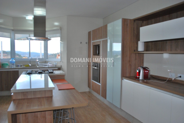 Imagem Casa com 6 Quartos à Venda, 263 m² em Região Do Atalaia - Campos Do Jordão
