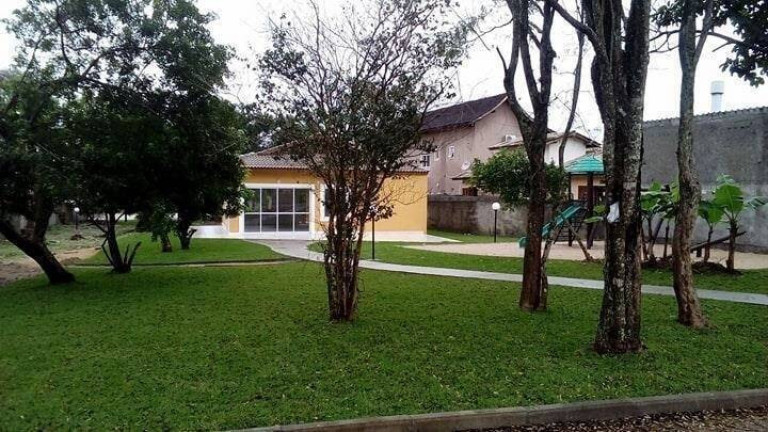 Terreno à Venda, 370 m² em Campeche - Florianópolis