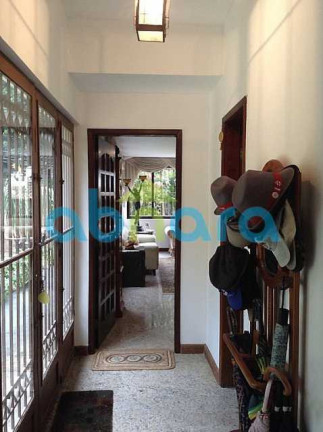 Imagem Casa de Condomínio com 9 Quartos à Venda, 1.000 m² em Cosme Velho - Rio De Janeiro Imagem Casa de Condomínio com 9 Quartos à Venda, 1.000 m² em Cosme Velho - Rio De Janeiro