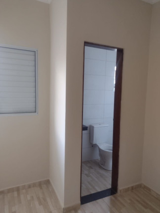 Casa com 2 Quartos à Venda, 50 m²