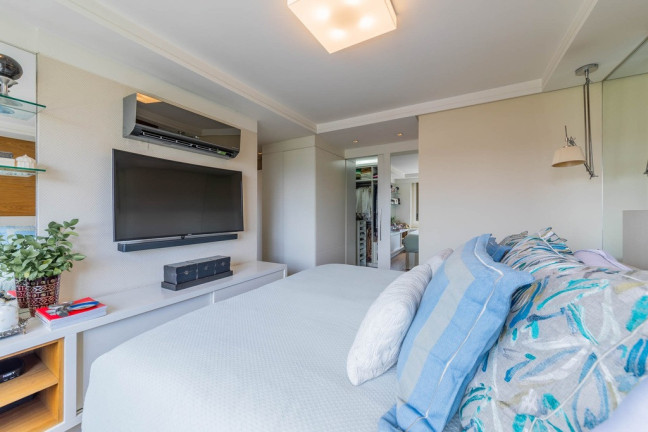 Imagem Apartamento com 3 Quartos à Venda, 161 m² em Moinhos De Vento - Porto Alegre