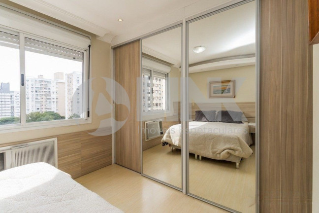 Imagem Apartamento com 3 Quartos à Venda, 95 m² em Passo Da Areia - Porto Alegre