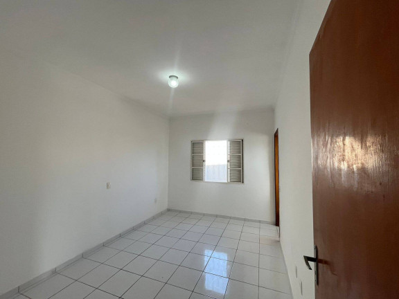 Imagem Casa com 2 Quartos à Venda, 125 m² em Jardim São Miguel - Bragança Paulista Imagem Casa com 2 Quartos à Venda, 125 m² em Jardim São Miguel - Bragança Paulista