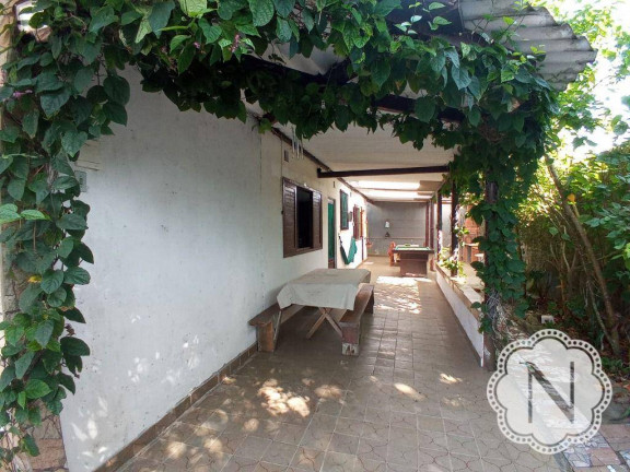Imagem Casa com 2 Quartos à Venda, 106 m² em Jardim Das Palmeiras - Itanhaém
