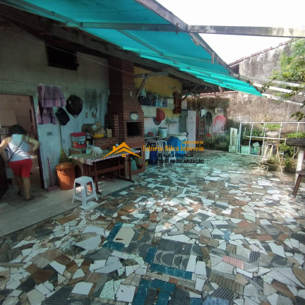 Imagem Casa com 4 Quartos à Venda, 250 m² em Balneário Itaóca - Mongaguá Imagem Casa com 4 Quartos à Venda, 250 m² em Balneário Itaóca - Mongaguá