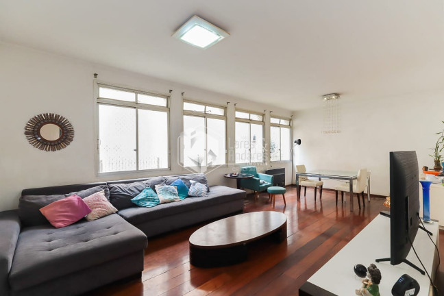 Imagem Apartamento com 3 Quartos à Venda, 138 m² em Itaim Bibi - São Paulo