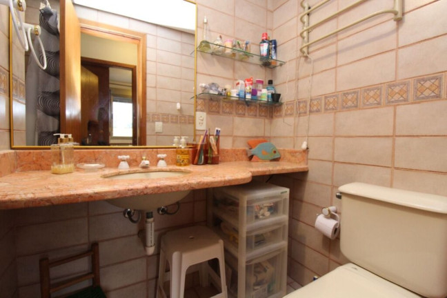 Imagem Imóvel com 3 Quartos à Venda, 174 m² em Petrópolis - Porto Alegre