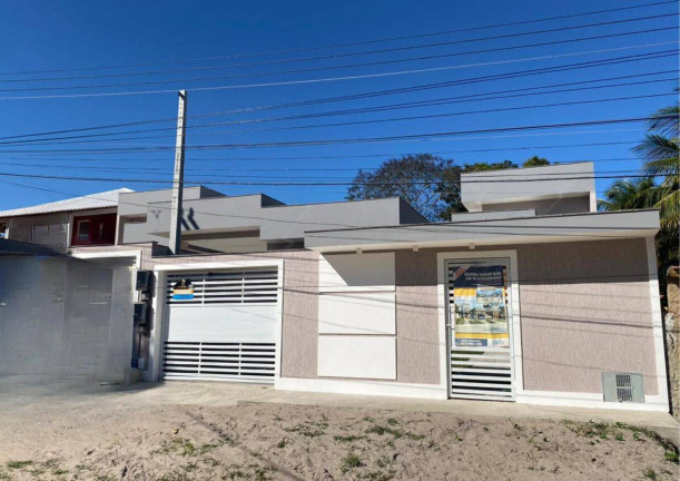 Casa com 3 Quartos à Venda, 230 m² em Coqueiral - Araruama