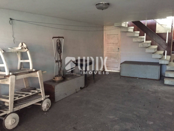 Imagem Casa com 4 Quartos à Venda, 432 m² em Centro - Campos Dos Goytacazes