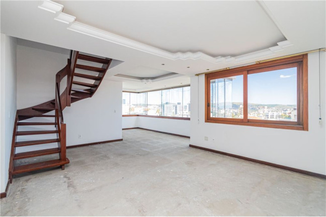 Imóvel com 3 Quartos à Venda, 220 m² em Petrópolis - Porto Alegre