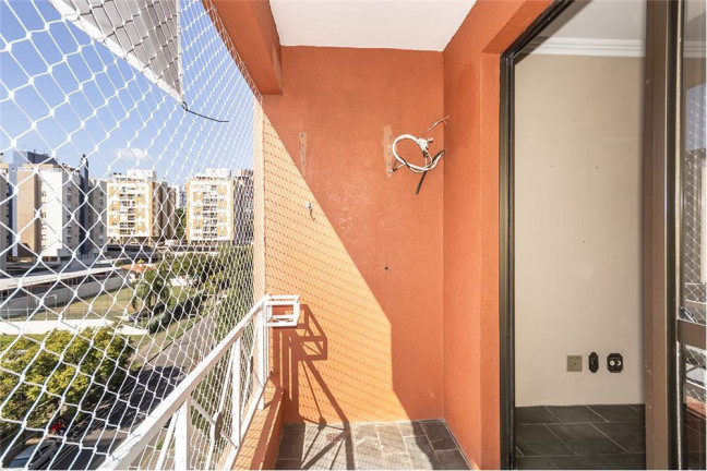 Imagem Imóvel com 3 Quartos à Venda, em Chácara Das Pedras - Porto Alegre Imagem Imóvel com 3 Quartos à Venda, em Chácara Das Pedras - Porto Alegre