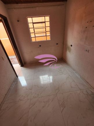 Imagem Casa com 3 Quartos à Venda, 95 m² em Sítio Cercado - Curitiba Imagem Casa com 3 Quartos à Venda, 95 m² em Sítio Cercado - Curitiba