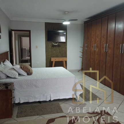 Imagem Sobrado com 3 Quartos à Venda, 262 m² em Vila Assis Brasil - Mauá